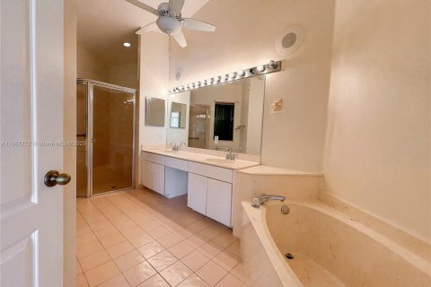 Casa en alquiler en Boca Raton, Florida, 3 dormitorios, 192.68 m2 № 1890098 - foto 14