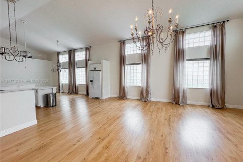 Casa en alquiler en Boca Raton, Florida, 3 dormitorios, 192.68 m2 № 1890098 - foto 9