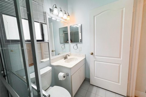 Casa en alquiler en Boca Raton, Florida, 3 dormitorios, 192.68 m2 № 1890098 - foto 18