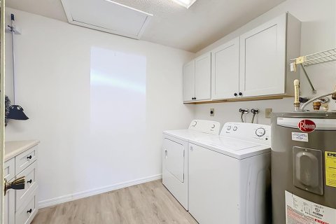 Condo in Bradenton, Florida, 2 bedrooms № 2151571 - photo 15