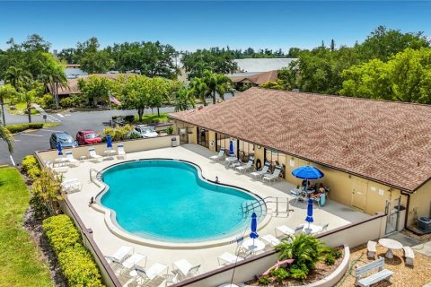 Condo in Bradenton, Florida, 2 bedrooms № 2151571 - photo 25