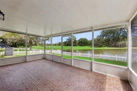 House in Orlando, Florida 3 bedrooms, 151.52 sq.m. № 2358133 - photo 21