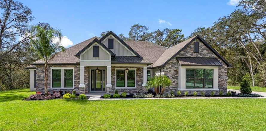House in Hudson, Florida 3 bedrooms, 278.24 sq.m. № 1549396