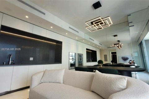 Снять в аренду кондоминиум в Майами, Флорида 1 спальня, 63.08м2, № 2060429 - фото 8