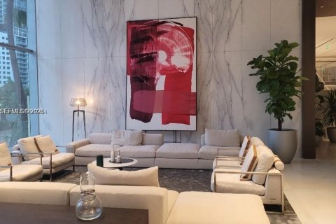 Снять в аренду кондоминиум в Майами, Флорида 1 спальня, 63.08м2, № 2060429 - фото 2