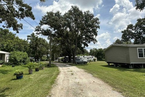 Terreno en venta en Tampa, Florida № 1912468 - foto 2