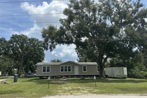 Terreno en venta en Tampa, Florida № 1912468 - foto 1
