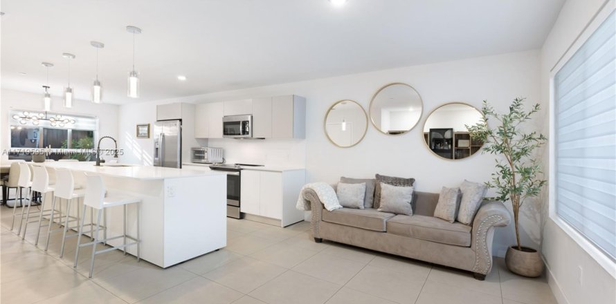 Condo in Miami, Florida, 3 bedrooms № 1865296