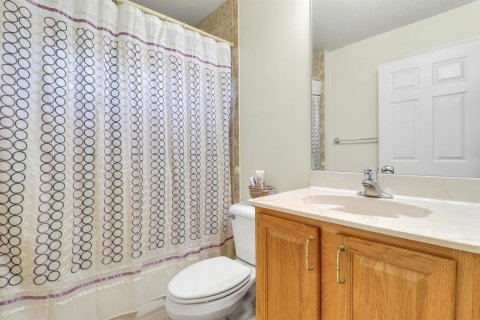 Villa ou maison à vendre à Port St. Lucie, Floride: 4 chambres, 219.71 m2 № 2266236 - photo 15