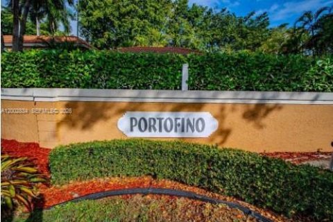 Touwnhouse à vendre à Coral Springs, Floride: 3 chambres, 175.21 m2 № 2272629 - photo 5