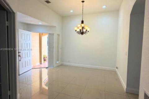 Touwnhouse à vendre à Coral Springs, Floride: 3 chambres, 175.21 m2 № 2272629 - photo 9