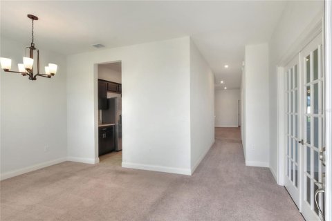 Casa en venta en Lakeland, Florida, 4 dormitorios, 197.23 m2 № 1836881 - foto 7
