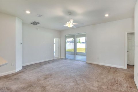 Casa en venta en Lakeland, Florida, 4 dormitorios, 197.23 m2 № 1836881 - foto 22