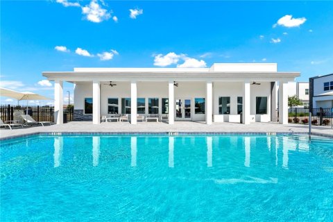 Townhouse in Davenport, Florida 5 bedrooms, 187.66 sq.m. № 2213622 - photo 3