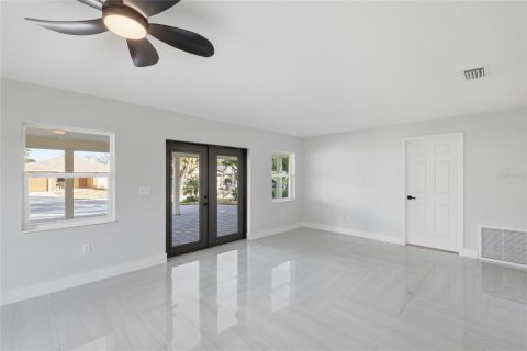 Villa ou maison à vendre à Palmetto, Floride: 3 chambres, 127.83 m2 № 1901913 - photo 11