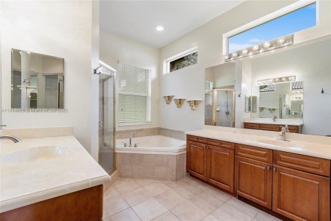 Casa en venta en Parkland, Florida, 4 dormitorios, 221.94 m2 № 1970118 - foto 26