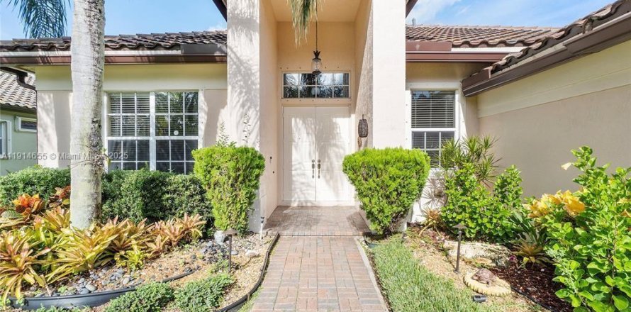 Casa en Parkland, Florida 4 dormitorios, 221.94 m2 № 1970118