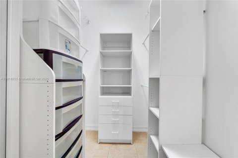 Casa en venta en Parkland, Florida, 4 dormitorios, 221.94 m2 № 1970118 - foto 24