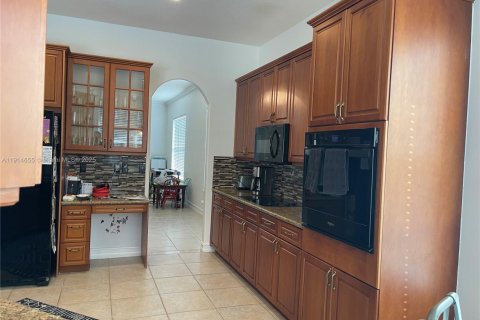 Casa en venta en Parkland, Florida, 4 dormitorios, 221.94 m2 № 1970118 - foto 16