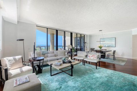 Condo in Longboat Key, Florida, 3 bedrooms  № 2298202 - photo 13