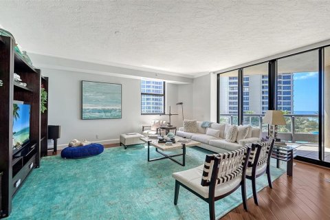 Condo in Longboat Key, Florida, 3 bedrooms  № 2298202 - photo 12