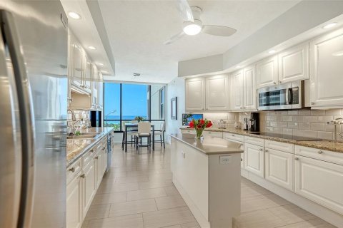 Condo in Longboat Key, Florida, 3 bedrooms  № 2298202 - photo 21