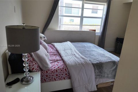 Condominio en venta en Miami Beach, Florida, 1 dormitorio, 54.07 m2 № 1834516 - foto 24