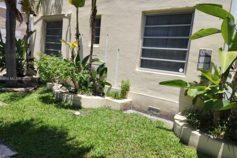 Condominio en venta en Miami Beach, Florida, 1 dormitorio, 54.07 m2 № 1834516 - foto 29