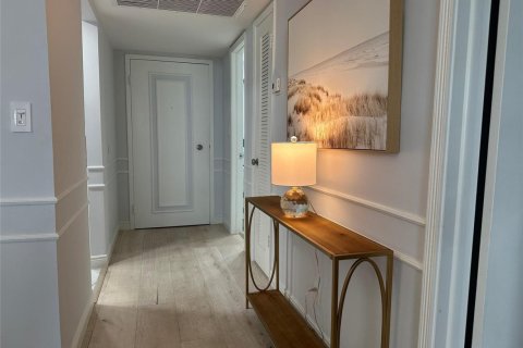 Купить кондоминиум в Форт-Лодердейл, Флорида 3 комнаты, 76.09м2, № 2374234 - фото 4