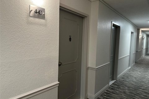 Купить кондоминиум в Форт-Лодердейл, Флорида 3 комнаты, 76.09м2, № 2374234 - фото 3