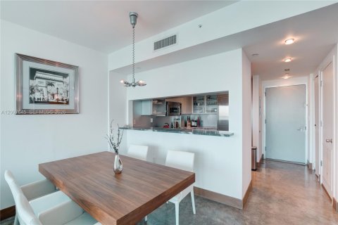Copropriété à vendre à Miami Beach, Floride: 1 chambre, 72.37 m2 № 2270779 - photo 14