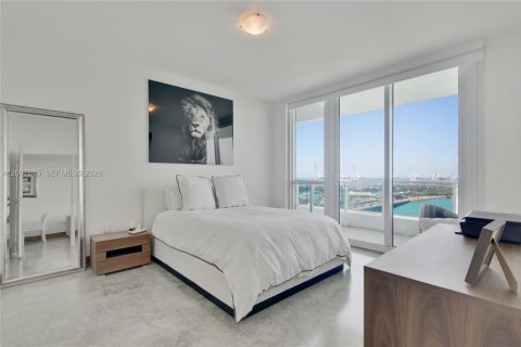 Copropriété à vendre à Miami Beach, Floride: 1 chambre, 72.37 m2 № 2270779 - photo 18