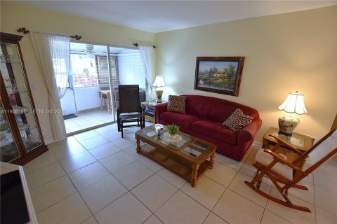 Купить кондоминиум в Уэст-Палм-Бич, Флорида 1 спальня, 56.76м2, № 2009916 - фото 6