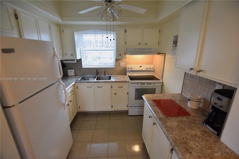 Купить кондоминиум в Уэст-Палм-Бич, Флорида 1 спальня, 56.76м2, № 2009916 - фото 4