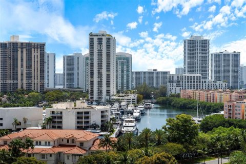 Купить кондоминиум в Авентура, Флорида 2 спальни, 116.78м2, № 2050827 - фото 2