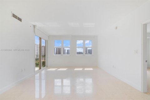 Купить кондоминиум в Авентура, Флорида 2 спальни, 116.78м2, № 2050827 - фото 15