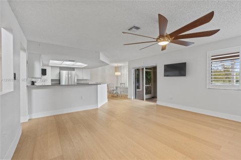 Casa en alquiler en Plantation, Florida, 3 dormitorios, 226.87 m2 № 2071269 - foto 30