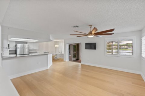 Casa en alquiler en Plantation, Florida, 3 dormitorios, 226.87 m2 № 2071269 - foto 18