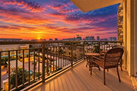 Copropriété à vendre à Sarasota, Floride: 2 chambres, 137.87 m2 № 2416677 - photo 2