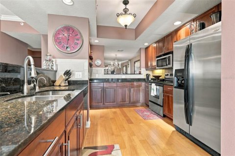 Copropriété à vendre à Sarasota, Floride: 2 chambres, 137.87 m2 № 2416677 - photo 15