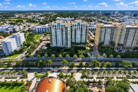 Copropriété à vendre à Sarasota, Floride: 2 chambres, 137.87 m2 № 2416677 - photo 30