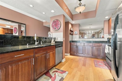 Copropriété à vendre à Sarasota, Floride: 2 chambres, 137.87 m2 № 2416677 - photo 14