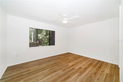 House in Gainesville, Florida 4 bedrooms, 308.62 sq.m. № 1807384 - photo 25