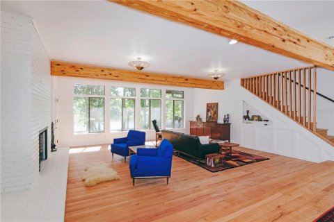 House in Gainesville, Florida 4 bedrooms, 308.62 sq.m. № 1807384 - photo 3