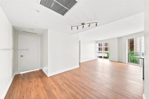 Copropriété à louer à Miami, Floride: 3 chambres, 128.67 m2 № 2278766 - photo 5