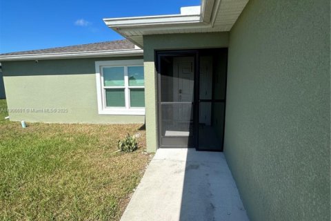 Casa en alquiler en LaBelle, Florida, 3 dormitorios № 1963406 - foto 3