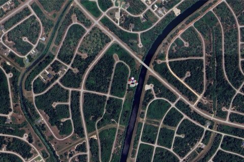 Купить земельный участок в Норт-Порт, Флорида № 2201688 - фото 5