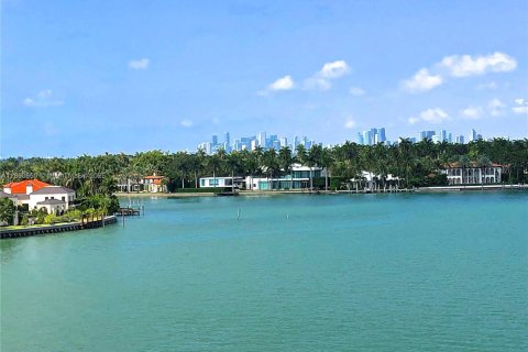 Condominio en venta en Miami Beach, Florida, 1 dormitorio, 81.94 m2 № 1963464 - foto 23