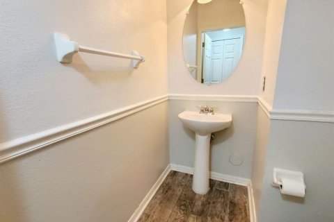 Townhouse in Land O' Lakes, Florida 2 bedrooms, 143.81 sq.m. № 2267204 - photo 9