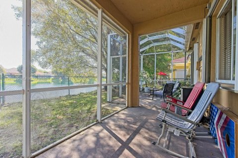 House in Homestead, Florida 4 bedrooms, 192.21 sq.m. № 2080260 - photo 21
